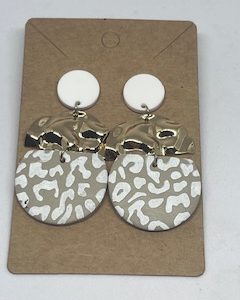 Circle Symmetrical Leopard Print