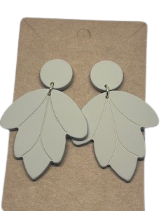 Leafe Shape Acrylic Earring Beige