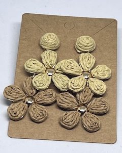 Raffia Gradient Flower Beige